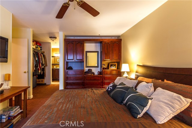 555 Esplanade, Redondo Beach, California 90277, 2 Bedrooms Bedrooms, ,2 BathroomsBathrooms,Residential,Sold,Esplanade,SB17042204