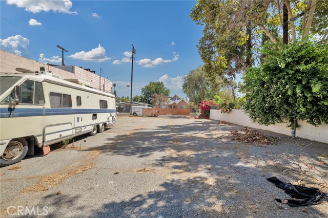 2150 E, 92405, ,For Sale,E,RS20172790