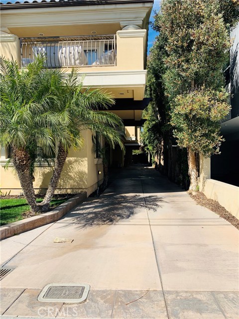 2413 Rockefeller Lane, Redondo Beach, California 90278, 3 Bedrooms Bedrooms, ,3 BathroomsBathrooms,Residential,Sold,Rockefeller,PW20052756
