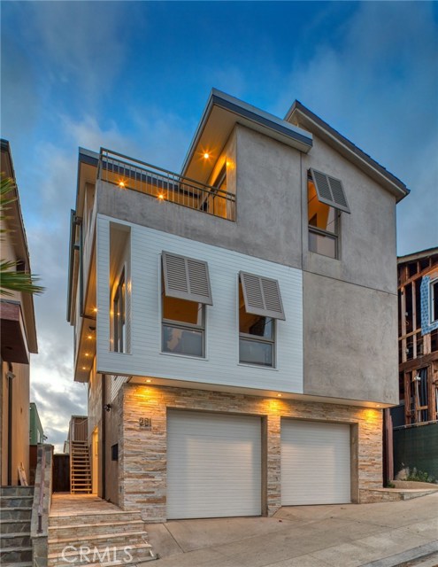 221 36th Street, Manhattan Beach, California 90266, 3 Bedrooms Bedrooms, ,3 BathroomsBathrooms,Residential,Sold,36th,SB20135528