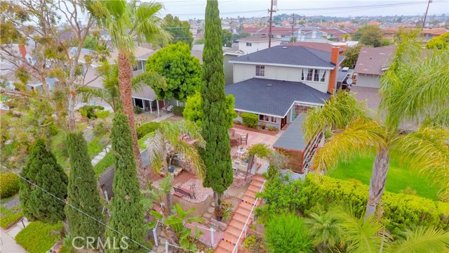 817 Anita Street, Redondo Beach, California 90278, 4 Bedrooms Bedrooms, ,2 BathroomsBathrooms,Residential,Sold,Anita,SB19130394