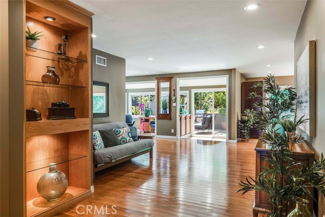 29679 Enrose Avenue, Rancho Palos Verdes, California 90275, 3 Bedrooms Bedrooms, ,2 BathroomsBathrooms,Residential,Sold,Enrose,PV19174567
