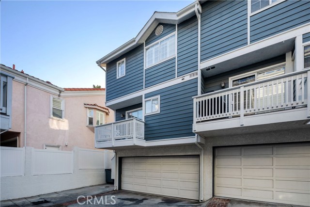 100 Catalina Avenue, Redondo Beach, California 90277, 3 Bedrooms Bedrooms, ,1 BathroomBathrooms,Residential,Sold,Catalina,SB20250556