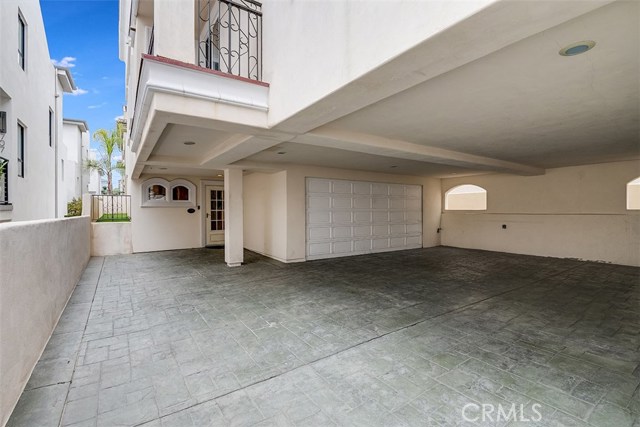 711 1st Place, Hermosa Beach, California 90254, 4 Bedrooms Bedrooms, ,3 BathroomsBathrooms,Residential,Sold,1st,SB20215238