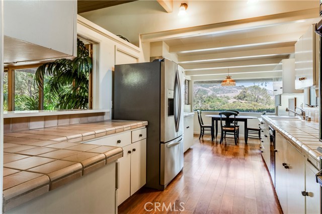 3 Thyme Place, Rancho Palos Verdes, California 90275, 4 Bedrooms Bedrooms, ,3 BathroomsBathrooms,Residential,Sold,Thyme,PV18179507
