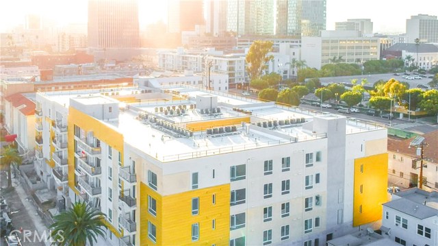 Photo of 2939 Leeward Ave #211, Los Angeles, CA 90005