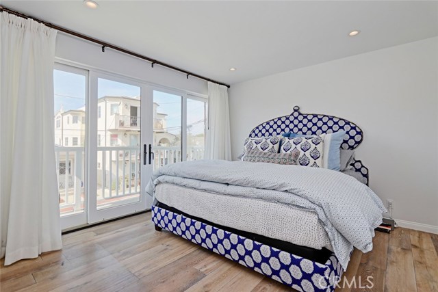 336 34th Street, Hermosa Beach, California 90254, 3 Bedrooms Bedrooms, ,2 BathroomsBathrooms,Residential,Sold,34th,SB18074846