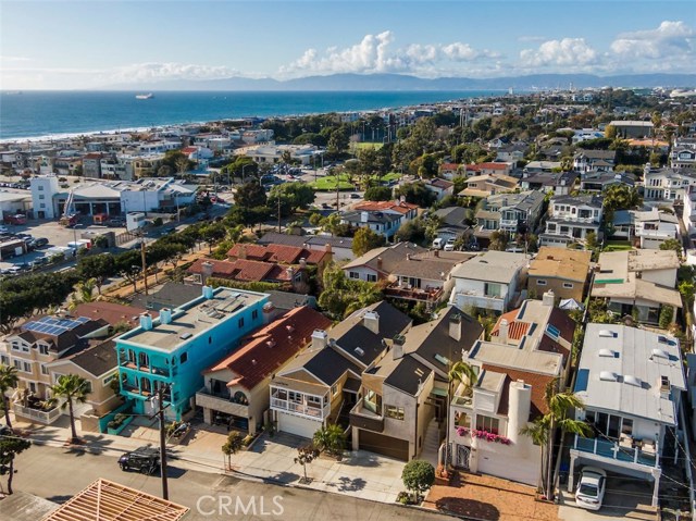 Aerial view of 13th Street.
