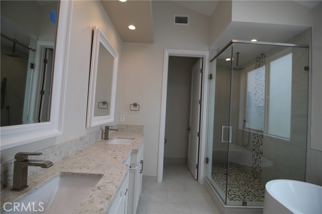2206 Warfield Avenue, Redondo Beach, California 90278, 4 Bedrooms Bedrooms, ,3 BathroomsBathrooms,Residential,Sold,Warfield,SB18162402
