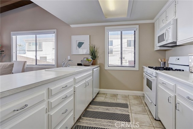 3309 Vista Drive, Manhattan Beach, California 90266, 3 Bedrooms Bedrooms, ,2 BathroomsBathrooms,Residential,Sold,Vista,SB20212351