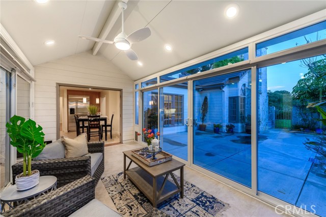 8 Hillcrest Meadows, Rolling Hills Estates, California 90274, 3 Bedrooms Bedrooms, ,3 BathroomsBathrooms,Residential,Sold,Hillcrest Meadows,CV19048842