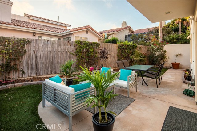 233 Helberta Avenue, Redondo Beach, California 90277, 4 Bedrooms Bedrooms, ,2 BathroomsBathrooms,Residential,Sold,Helberta,SB19225770