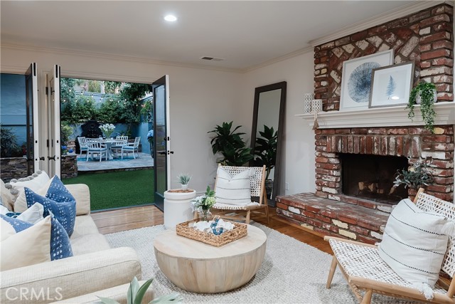 754 35th Street, Manhattan Beach, California 90266, 5 Bedrooms Bedrooms, ,3 BathroomsBathrooms,Residential,Sold,35th,SB21137408