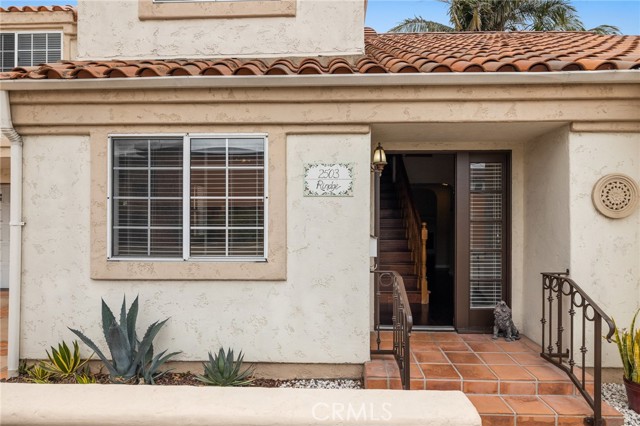 2503 Rindge Lane, Redondo Beach, California 90278, 4 Bedrooms Bedrooms, ,2 BathroomsBathrooms,Residential,Sold,Rindge,SB21099186