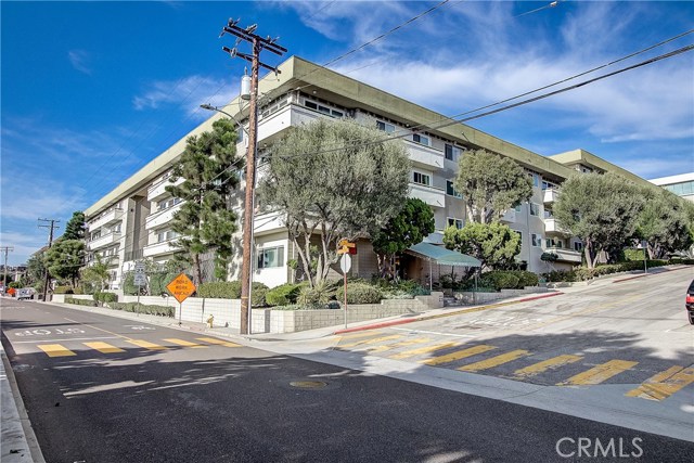 1600 Ardmore Avenue, Hermosa Beach, California 90254, 2 Bedrooms Bedrooms, ,2 BathroomsBathrooms,Residential,Sold,Ardmore,SB19229099