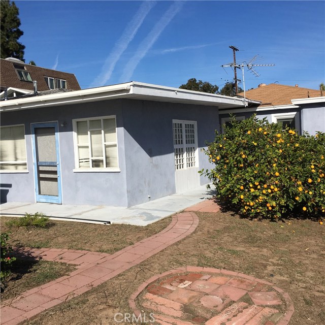 1648 5th Street, Manhattan Beach, California 90266, 3 Bedrooms Bedrooms, ,2 BathroomsBathrooms,Residential,Sold,5th,SB18008956