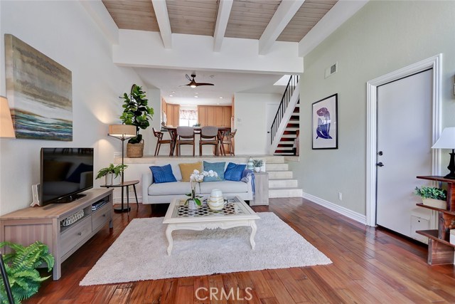 2607 Nelson Avenue, Redondo Beach, California 90278, 2 Bedrooms Bedrooms, ,1 BathroomBathrooms,Residential,Sold,Nelson,SB19227271