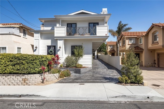 2309 Clark Lane, Redondo Beach, California 90278, 4 Bedrooms Bedrooms, ,3 BathroomsBathrooms,Residential,Sold,Clark,SB21061823