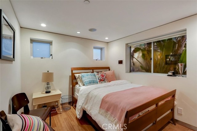 200 38th Street, Manhattan Beach, California 90266, 3 Bedrooms Bedrooms, ,4 BathroomsBathrooms,Residential,Sold,38th,PW21027936