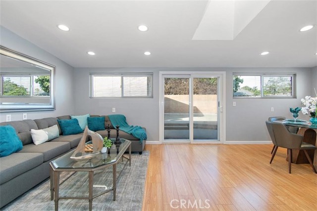 2607 183rd Street, Redondo Beach, California 90278, 3 Bedrooms Bedrooms, ,1 BathroomBathrooms,Residential,Sold,183rd,SB20233628