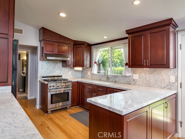 2031 Summerland Street, Rancho Palos Verdes, California 90275, 4 Bedrooms Bedrooms, ,2 BathroomsBathrooms,Residential,Sold,Summerland,PV17156760