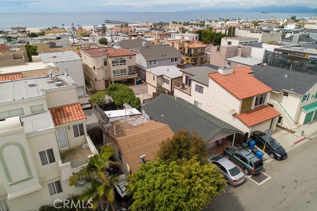 865 Loma Drive, Hermosa Beach, California 90254, 2 Bedrooms Bedrooms, ,1 BathroomBathrooms,Residential,Sold,Loma,SB20063247