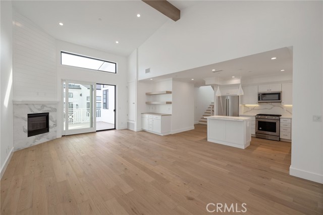 2112 Carnegie Lane, Redondo Beach, California 90278, 4 Bedrooms Bedrooms, ,4 BathroomsBathrooms,Residential,Sold,Carnegie,SB21029708