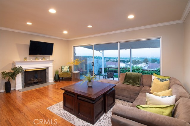 28730 Gunter Road, Rancho Palos Verdes, California 90275, 3 Bedrooms Bedrooms, ,2 BathroomsBathrooms,Residential,Sold,Gunter,SB19051055