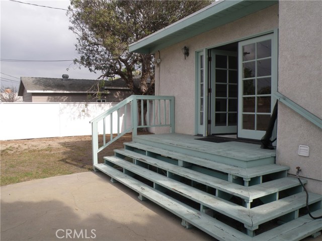 1151 Harkness Street, Manhattan Beach, California 90266, 3 Bedrooms Bedrooms, ,1 BathroomBathrooms,Residential,Sold,Harkness,SB17278318