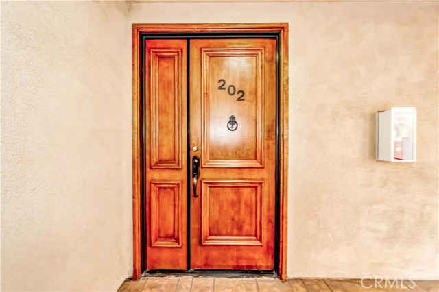 3 Bed Home for Sale in Los Angeles, California