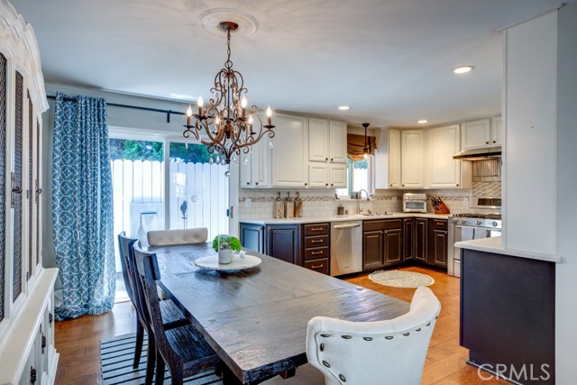 904 Knob Hill Avenue, Redondo Beach, California 90277, 4 Bedrooms Bedrooms, ,2 BathroomsBathrooms,Residential,Sold,Knob Hill,SB20157214