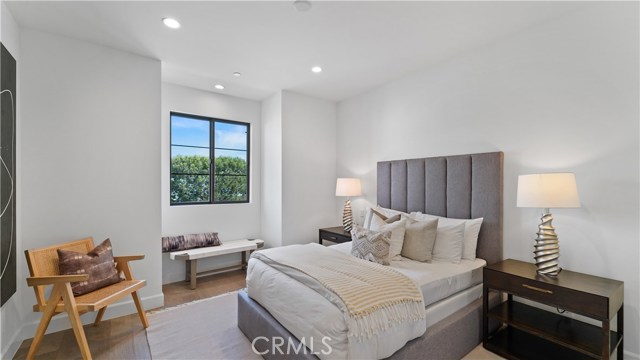 1712 Meadows Avenue, Manhattan Beach, California 90266, 5 Bedrooms Bedrooms, ,2 BathroomsBathrooms,Residential,Sold,Meadows,SB20199095