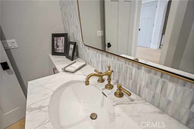 1436 23rd Street, Manhattan Beach, California 90266, 6 Bedrooms Bedrooms, ,6 BathroomsBathrooms,Residential,Sold,23rd,SB21003333