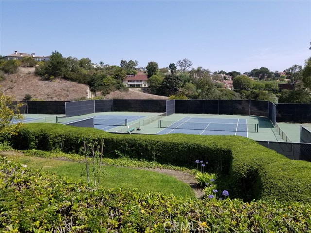 10 Coraltree Lane, Rolling Hills Estates, California 90274, 3 Bedrooms Bedrooms, ,2 BathroomsBathrooms,Residential,Sold,Coraltree,PV18197093