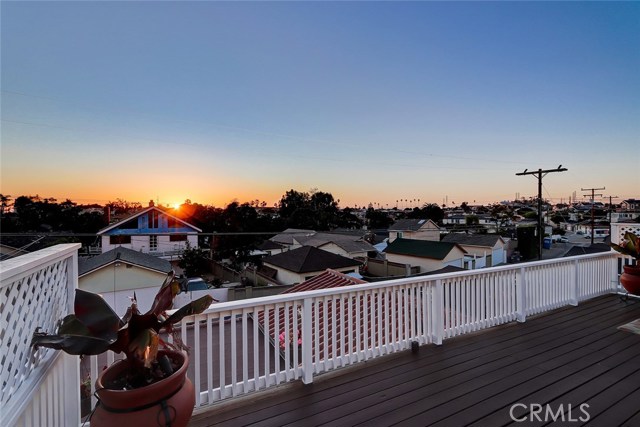 429 Paulina Avenue, Redondo Beach, California 90277, 3 Bedrooms Bedrooms, ,2 BathroomsBathrooms,Residential,Sold,Paulina,SB20044372