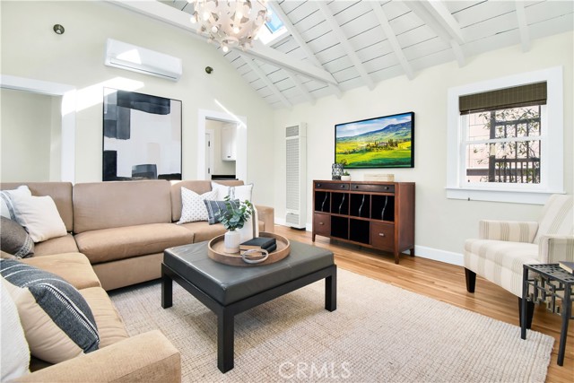 559 Avenue A, Redondo Beach, California 90277, 4 Bedrooms Bedrooms, ,2 BathroomsBathrooms,Residential,Sold,Avenue A,PV21028743