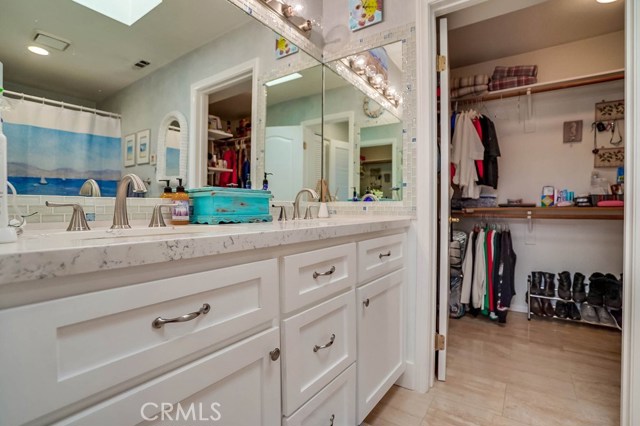 710 Beryl Street, Redondo Beach, California 90277, 3 Bedrooms Bedrooms, ,3 BathroomsBathrooms,Residential,Sold,Beryl,SB20099707