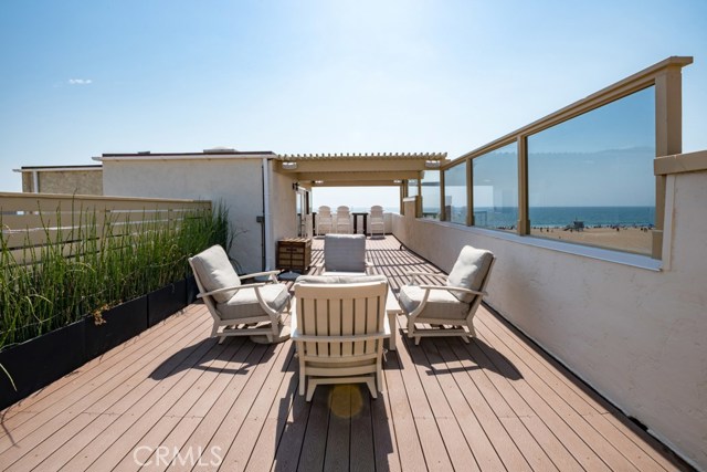 638 The Strand, Hermosa Beach, California 90254, 3 Bedrooms Bedrooms, ,2 BathroomsBathrooms,Residential,Sold,The Strand,SB17162847