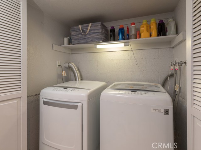 2021 Carnegie Lane, Redondo Beach, California 90278, 3 Bedrooms Bedrooms, ,2 BathroomsBathrooms,Residential,Sold,Carnegie,SB19152326