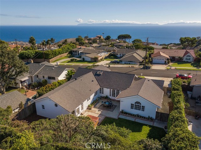 2727 Calle Aventura, Rancho Palos Verdes, California 90275, 4 Bedrooms Bedrooms, ,3 BathroomsBathrooms,Residential,Sold,Calle Aventura,PV18244391