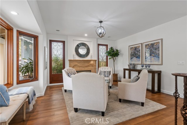 618 Avenue C, Redondo Beach, California 90277, 3 Bedrooms Bedrooms, ,2 BathroomsBathrooms,Residential,Sold,Avenue C,SB20188515