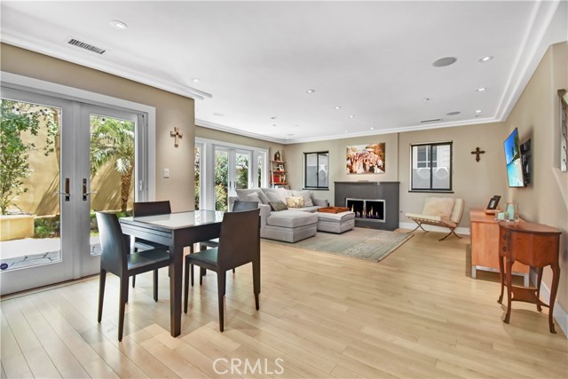 514 Irena #B Avenue, Redondo Beach, California 90277, 3 Bedrooms Bedrooms, ,3 BathroomsBathrooms,Residential,Sold,Irena #B,PV20173462