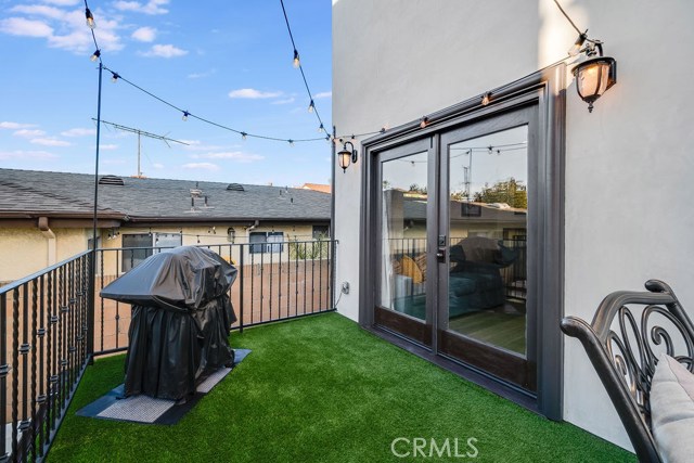 18228 Grevillea Avenue, Redondo Beach, California 90278, 4 Bedrooms Bedrooms, ,2 BathroomsBathrooms,Residential,Sold,Grevillea,SB20254175