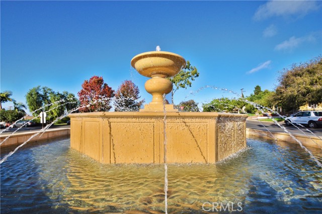 Lunada Bay Fountain