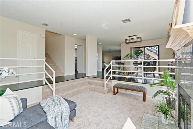 1287 7th Place, Hermosa Beach, California 90254, 4 Bedrooms Bedrooms, ,3 BathroomsBathrooms,Residential,Sold,7th,TR19240895
