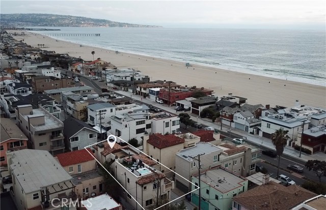 123 29th Street, Hermosa Beach, California 90254, 5 Bedrooms Bedrooms, ,5 BathroomsBathrooms,Residential,Sold,29th,SB20099195