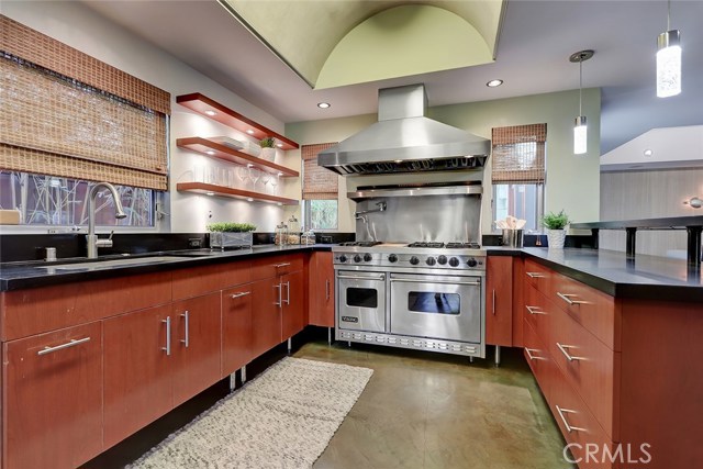 794 27th Street, Manhattan Beach, California 90266, 5 Bedrooms Bedrooms, ,3 BathroomsBathrooms,Residential,Sold,27th,SB20032410