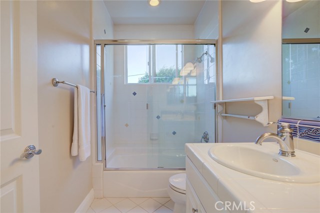 637 17th Street, Manhattan Beach, California 90266, 6 Bedrooms Bedrooms, ,3 BathroomsBathrooms,Residential,Sold,17th,SB20249999