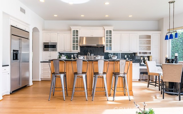 700 36th Street, Manhattan Beach, California 90266, 4 Bedrooms Bedrooms, ,3 BathroomsBathrooms,Residential,Sold,36th,SB19004820