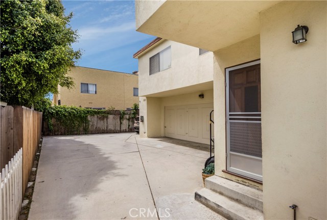 2006 Marshallfield Lane, Redondo Beach, California 90278, ,Residential Income,Sold,Marshallfield,SB19089507